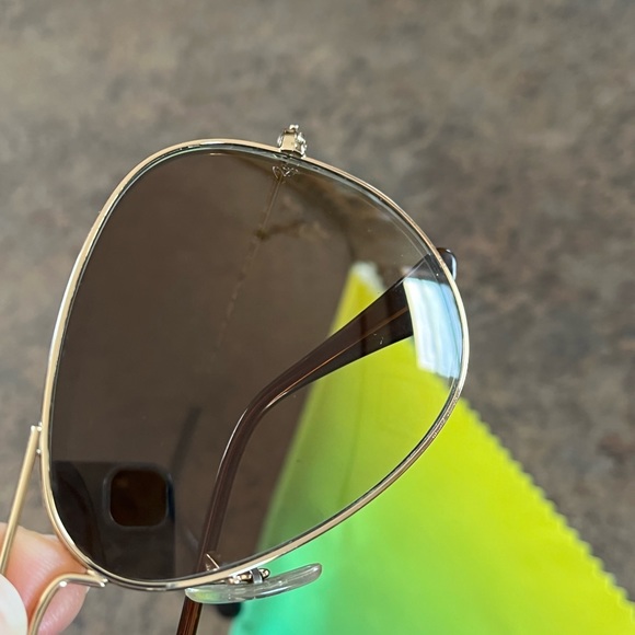 Ray-Ban Aviator Sunglasses - Picture 6 of 6